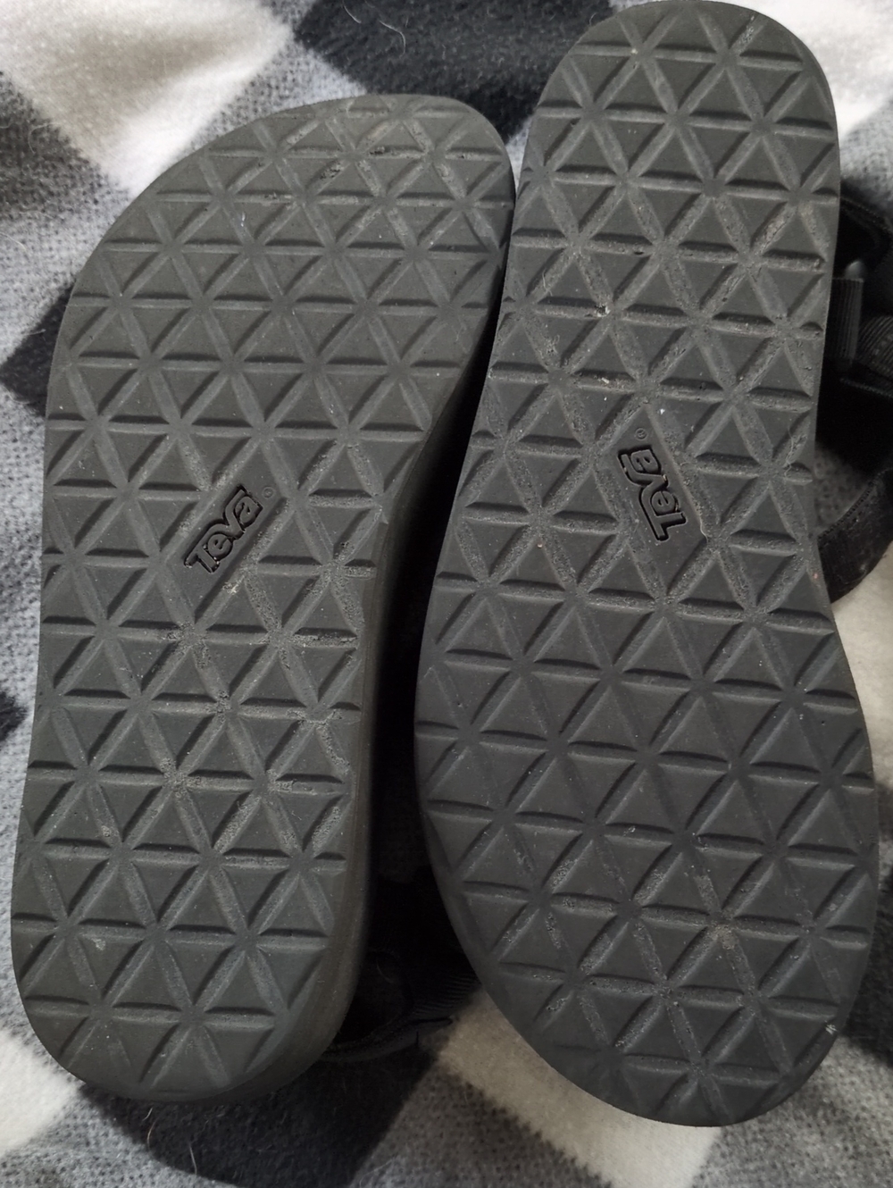 Teva Black Platform Strappy Sandals - Picture 4 of 4